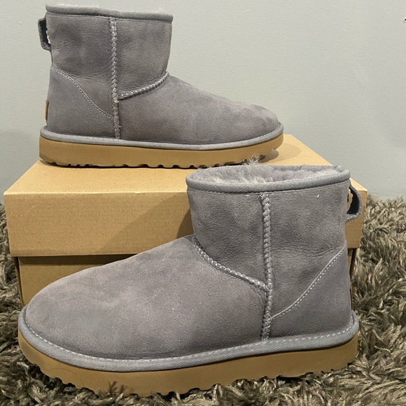 UGG Shoes - Ugg Classic Minis